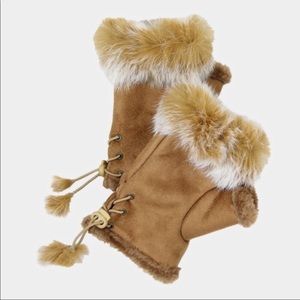 Nadia Rima Caramel Faux Fur Fingerless Gloves NWT